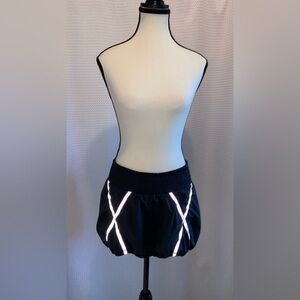 Women’s LULULEMON ATHLETICA Light Up skort size‎ 6